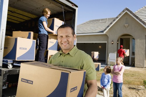 Planning and loading a moving truck for a Fitzrovia property move